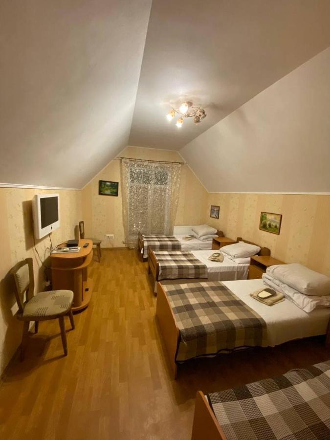 Inn Khlibodarskiy Khlibodarske Bagian luar foto
