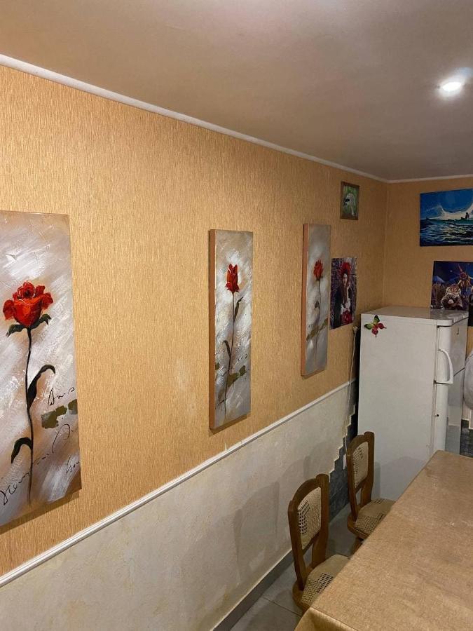 Inn Khlibodarskiy Khlibodarske Bagian luar foto