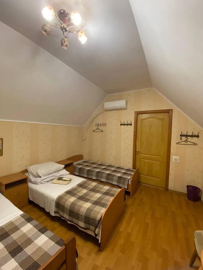 Inn Khlibodarskiy Khlibodarske Bagian luar foto