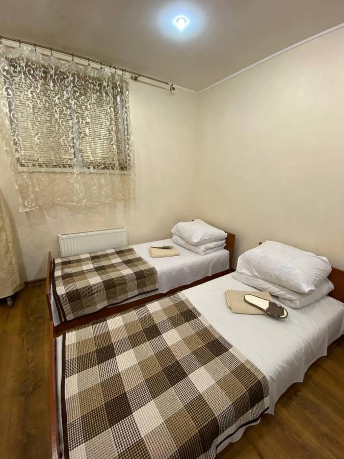 Inn Khlibodarskiy Khlibodarske Bagian luar foto