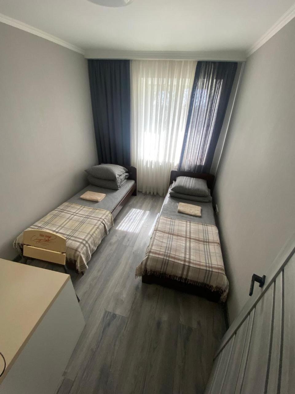 Inn Khlibodarskiy Khlibodarske Bagian luar foto