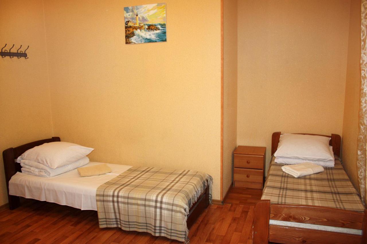 Inn Khlibodarskiy Khlibodarske Bagian luar foto